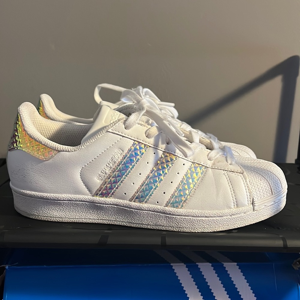 Adidas Superstar J